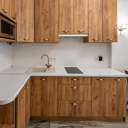 Appartement Romari Вічева 1 à Lviv Extérieur photo