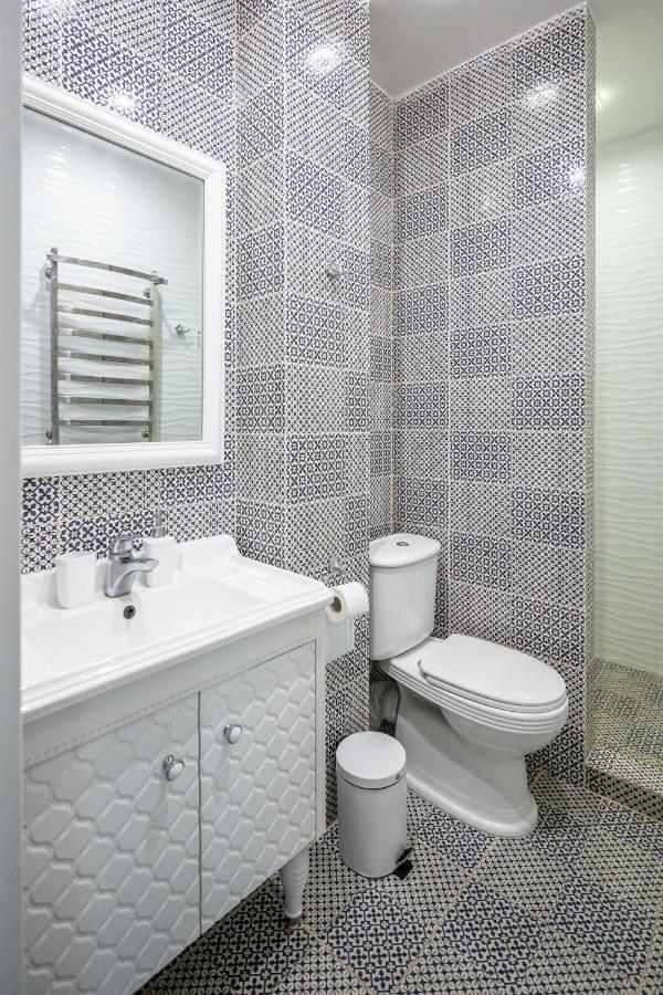 Appartement Romari Вічева 1 à Lviv Extérieur photo