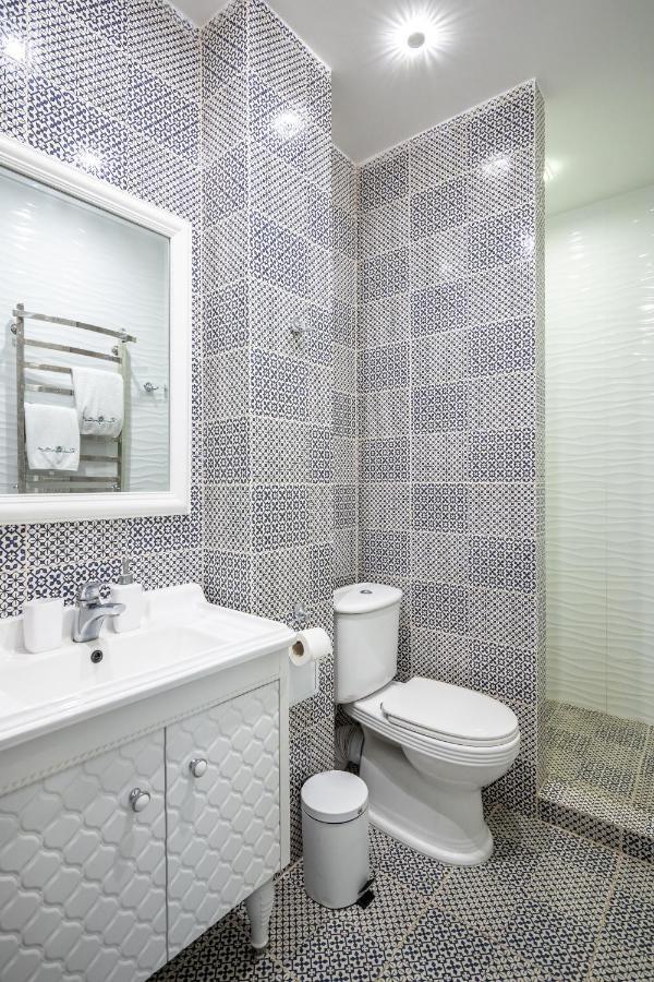 Appartement Romari Вічева 1 à Lviv Extérieur photo